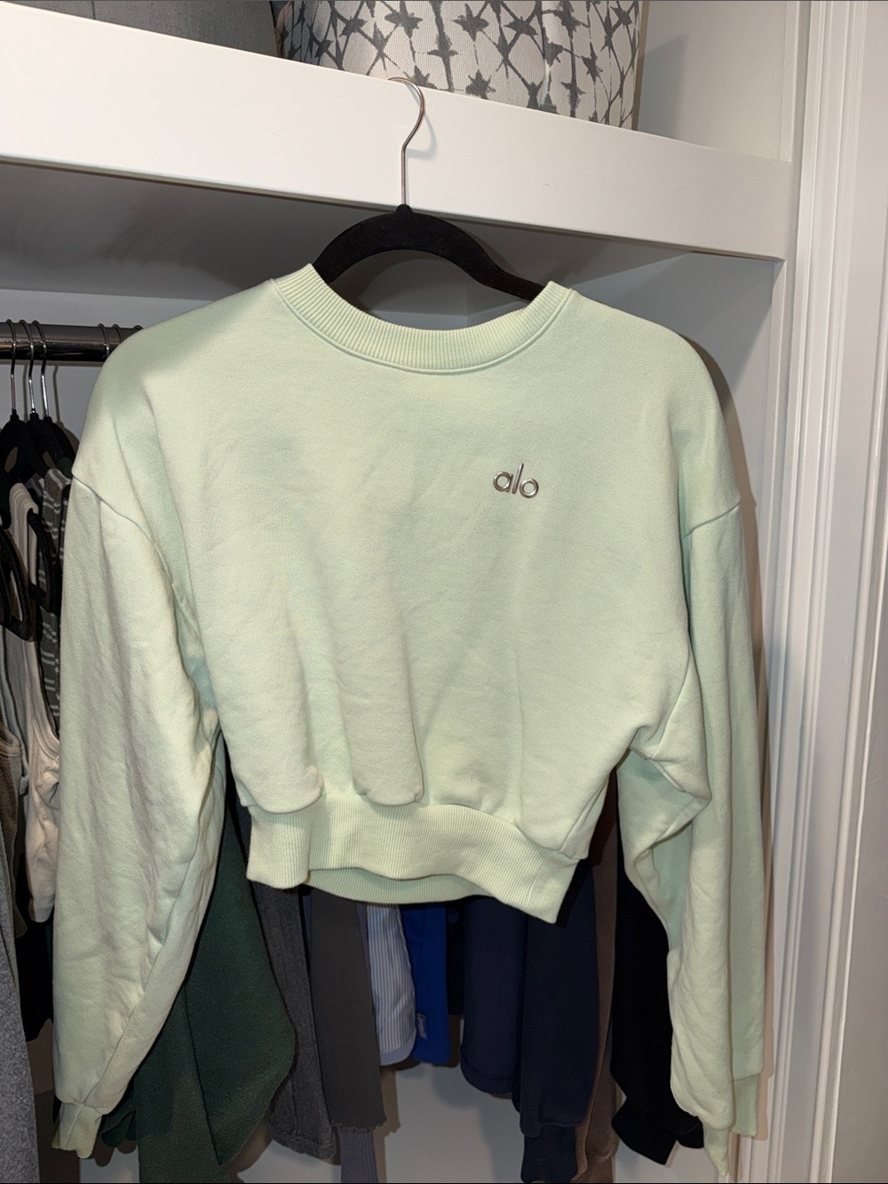 ALO Yoga Mint Green Cropped Crew Sweatshirt XS